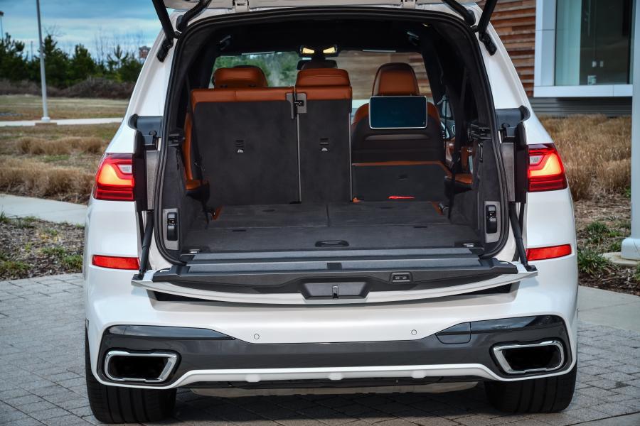 Багажник BMW X7 xDrive50i M Sport (G07) 2019 года  (NA) (фото 106 из 108)